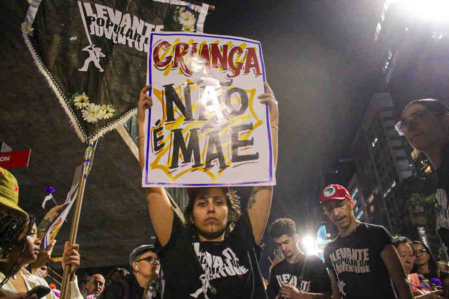 crianca nao e mae levante juventude2